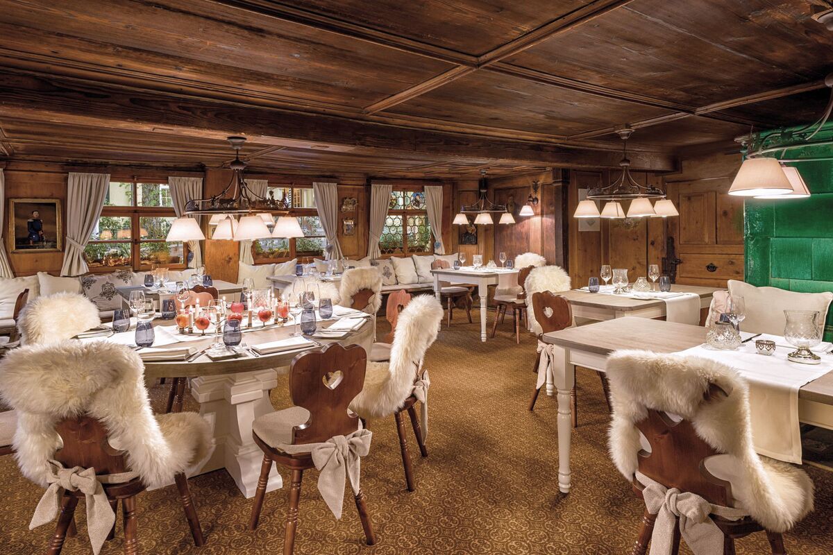 Restaurant Adler Stuben mit Kamin