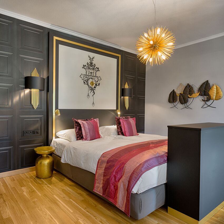 Classic Junior Suite with Bathroom