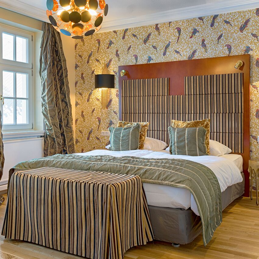 Deluxe Junior Suite - Bedroom